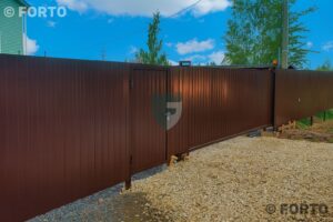 откатные ворота из профнастила на сваях с калиткой фото